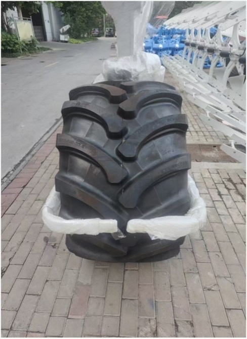 Polunošeni premetni plug Pioneer, detalj konstrukcije